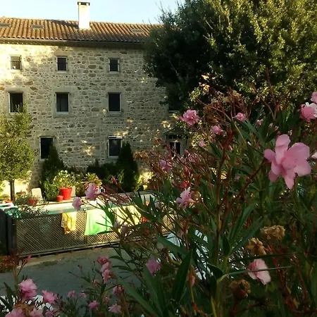 Holiday home Mas De La Musardiere Les Assions