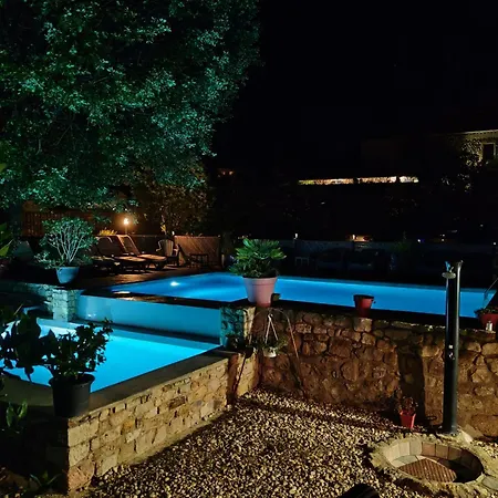 Holiday home Mas De La Musardiere Les Assions